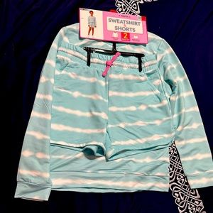 New girls shorts and long sleeve